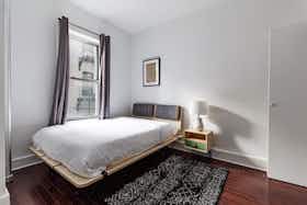 Private room for rent for €1,074 per month in New York City, W 137th St