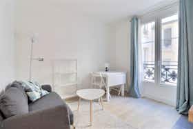 Apartment for rent for €1,536 per month in Paris, Rue de la Roquette
