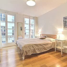 Studio for rent for €1,484 per month in Paris, Rue Geoffroy l'Angevin