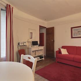 Apartamento for rent for 1594 € per month in Paris, Villa Hortense Dury-Vasselon