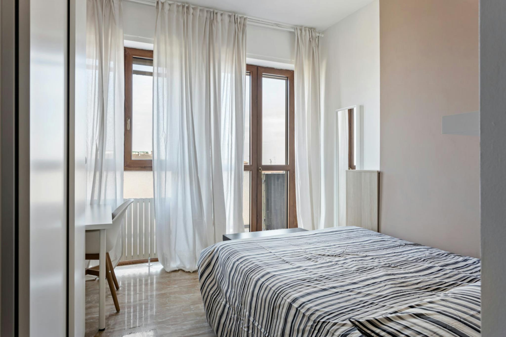 Via Ronchi, Milan preview