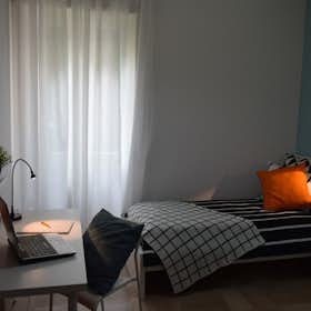 Pokój prywatny do wynajęcia za 470 € miesięcznie w mieście Brescia, Via Guido Zadei