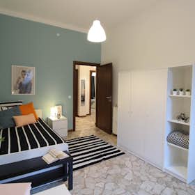 Private room for rent for €550 per month in Brescia, Via Gian Battista Cipani