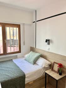 Privé kamer te huur voor € 640 per maand in Madrid, Calle del Petirrojo