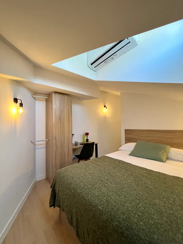 Private room in Calle del Petirrojo, Madrid (1396156) room image 1