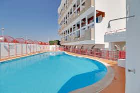 Apartment for rent for €943 per month in Albufeira, Rua José Afonso