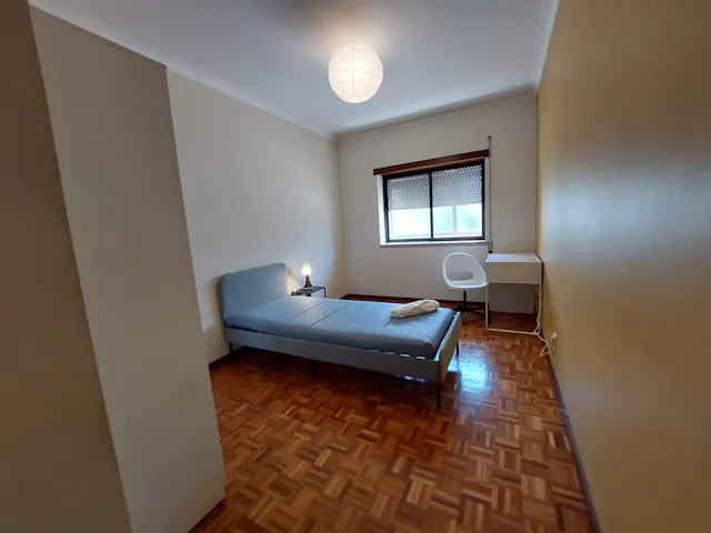 Private room in Rua Prior Vasconcelos, Castelo Branco (1397799) room image 2