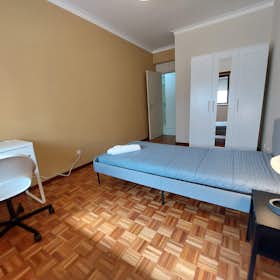 Privé kamer te huur voor € 290 per maand in Castelo Branco, Rua Prior Vasconcelos