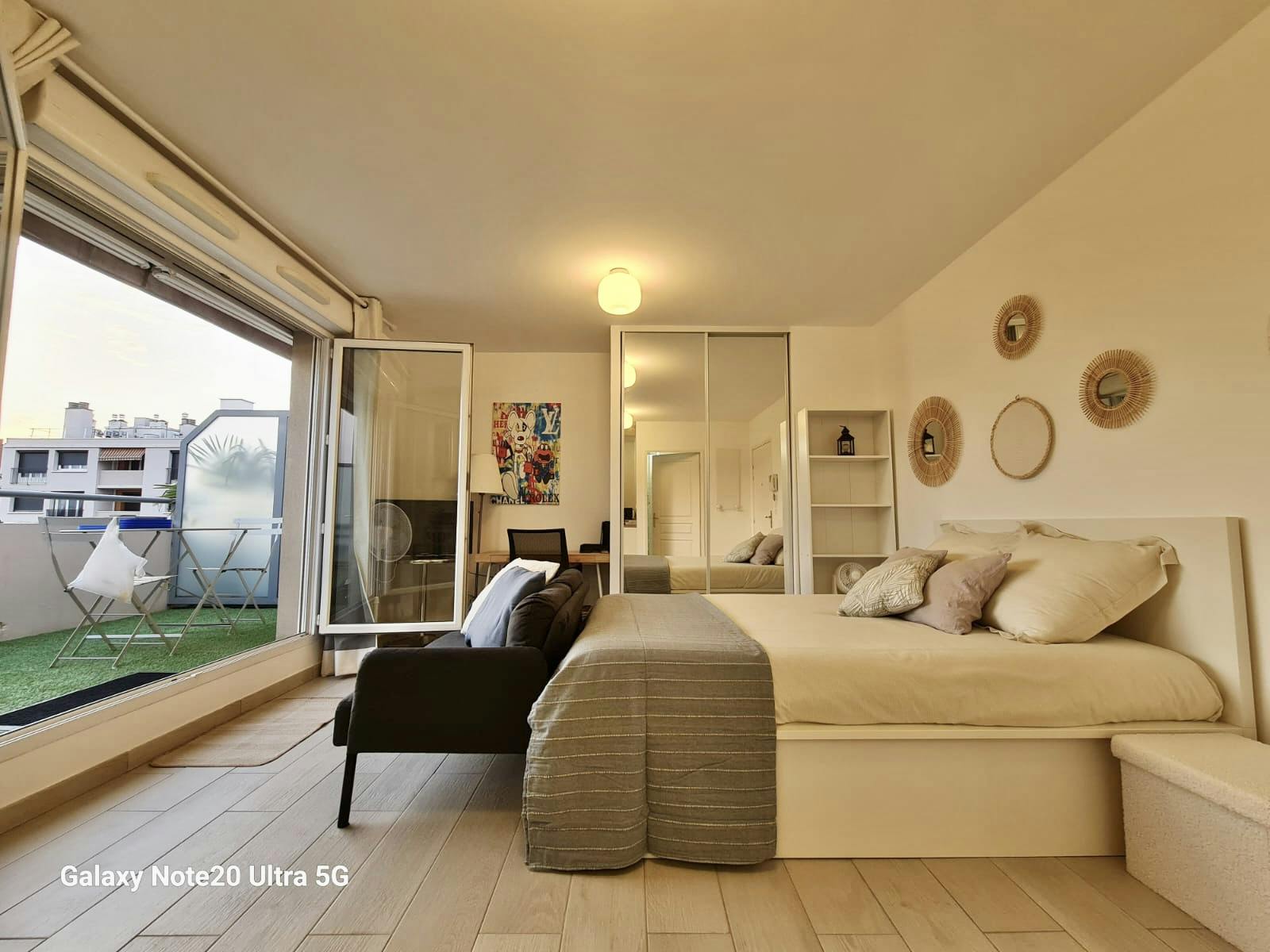 单间公寓 正在以 €1,350 的月租出租，其位于 Villeurbanne, Rue Dedieu