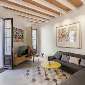 Apartment for rent for €1,590 per month in Barcelona, Carrer de la Riera Baixa