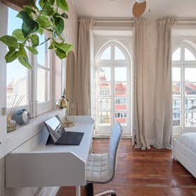 Private room for rent for €600 per month in Lisbon, Largo Domingos Tendeiro