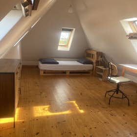 Private room for rent for €1,550 per month in Hamburg, Haakestraße