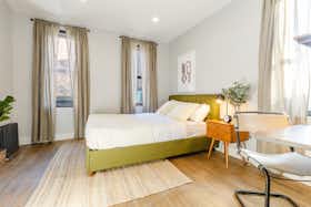 Private room for rent for €1,028 per month in New York City, Broadway