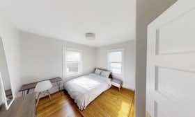 Отдельная комната сдается в аренду за $1,740 в месяц в Malden, Meridian Pkwy