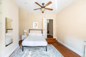 Privé kamer te huur voor € 1.131 per maand in Washington, D.C., W St NW