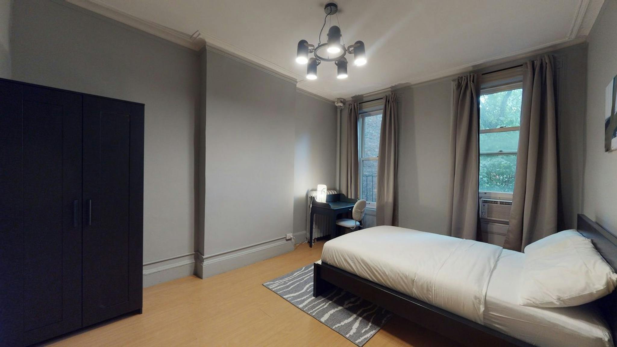 W 47th St, New York City, NY preview