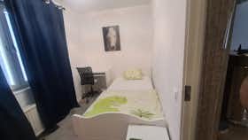 Отдельная комната сдается в аренду за 380 € в месяц в Göteborg, Pimpinellagatan