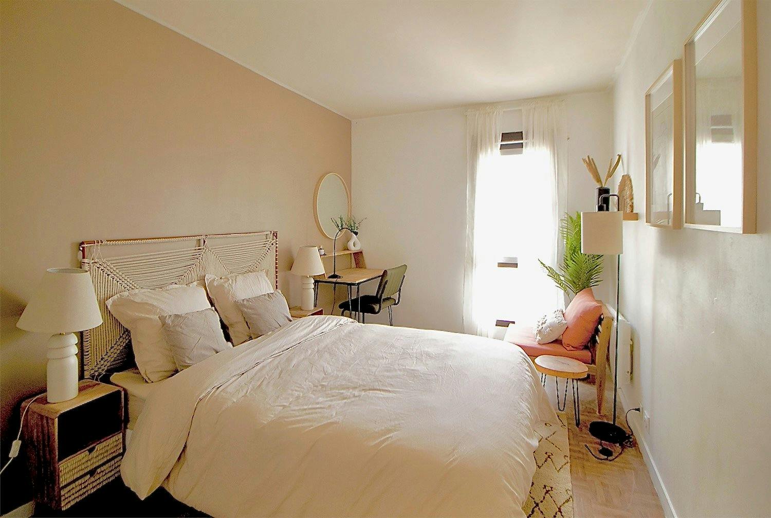 Rue Volta, Puteaux preview