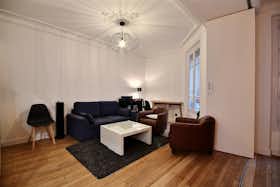 Appartamento in affitto a 1.836 € al mese a Paris, Rue Morère