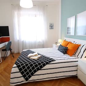 Private room for rent for €600 per month in Brescia, Viale Venezia