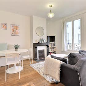 Apartment for rent for €1,816 per month in Paris, Rue Planchat