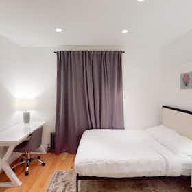 Appartement à louer pour $3,149/mois à New York City, Avenue A
