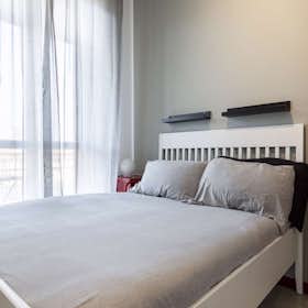 Private room for rent for €840 per month in Milan, Via Gian Rinaldo Carli