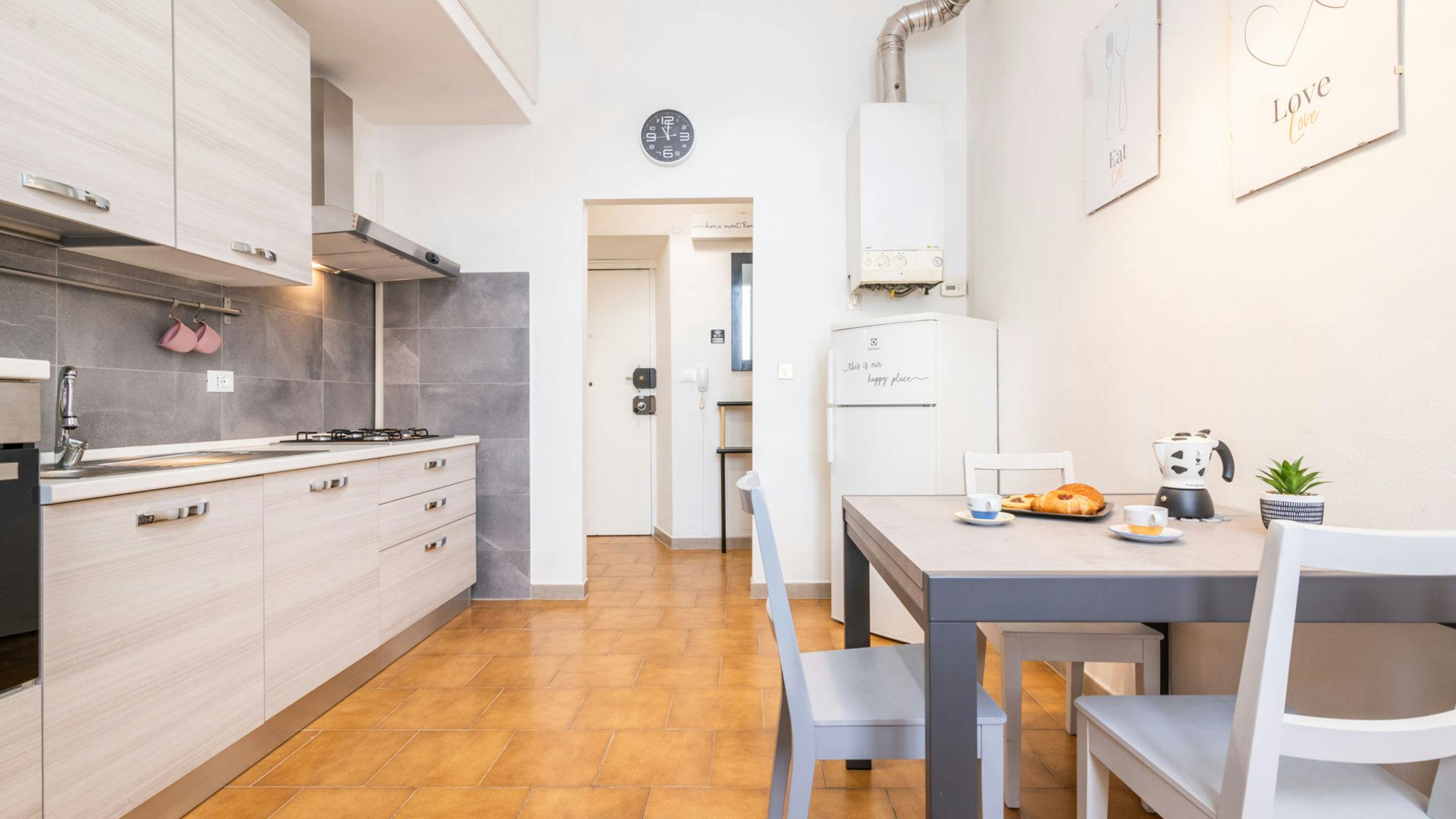 Appartement à louer pour 1 €/mois à Livorno, Via Tripoli