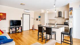Apartment for rent for €3,565 per month in Milan, Via Salasco