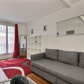 单间公寓 正在以 €1,442 的月租出租，其位于 Paris, Rue de Montreuil