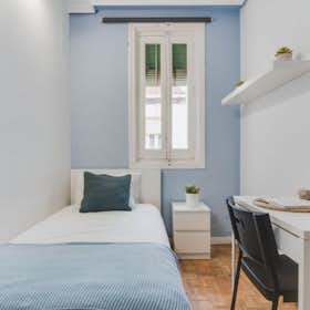 Отдельная комната сдается в аренду за 450 € в месяц в Madrid, Calle Hermosilla