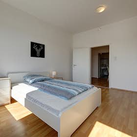 WG-Zimmer for rent for 635 € per month in Stuttgart, König-Karl-Straße