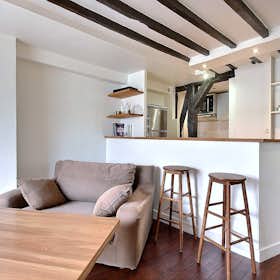 Apartment for rent for €2,438 per month in Paris, Passage Lemoine