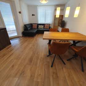Apartment for rent for BGN 1,075 per month in Varna, Ulitsa Hristo Samsarov