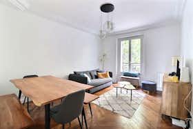 Apartment for rent for €2,650 per month in Paris, Rue Michel-Ange