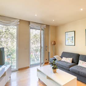 Apartment for rent for €1,490 per month in Barcelona, Passeig de Sant Joan