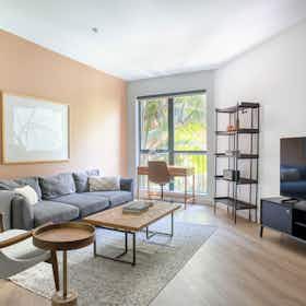 公寓 正在以 $2,415 的月租出租，其位于 Los Angeles, Hollywood Blvd
