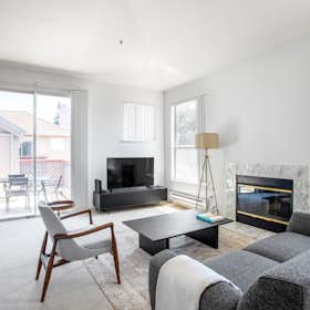 Apartamento for rent for $4,102 per month in Fremont, Stevenson Blvd