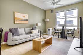 Apartamento para alugar por $1,683 por mês em San Bruno, Commodore Dr