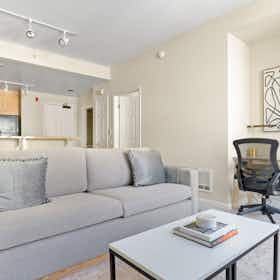 Apartamento para alugar por $2,522 por mês em San Bruno, Commodore Dr