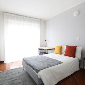 私人房间 正在以 €699 的月租出租，其位于 Sesto San Giovanni, Via Angelo Villa