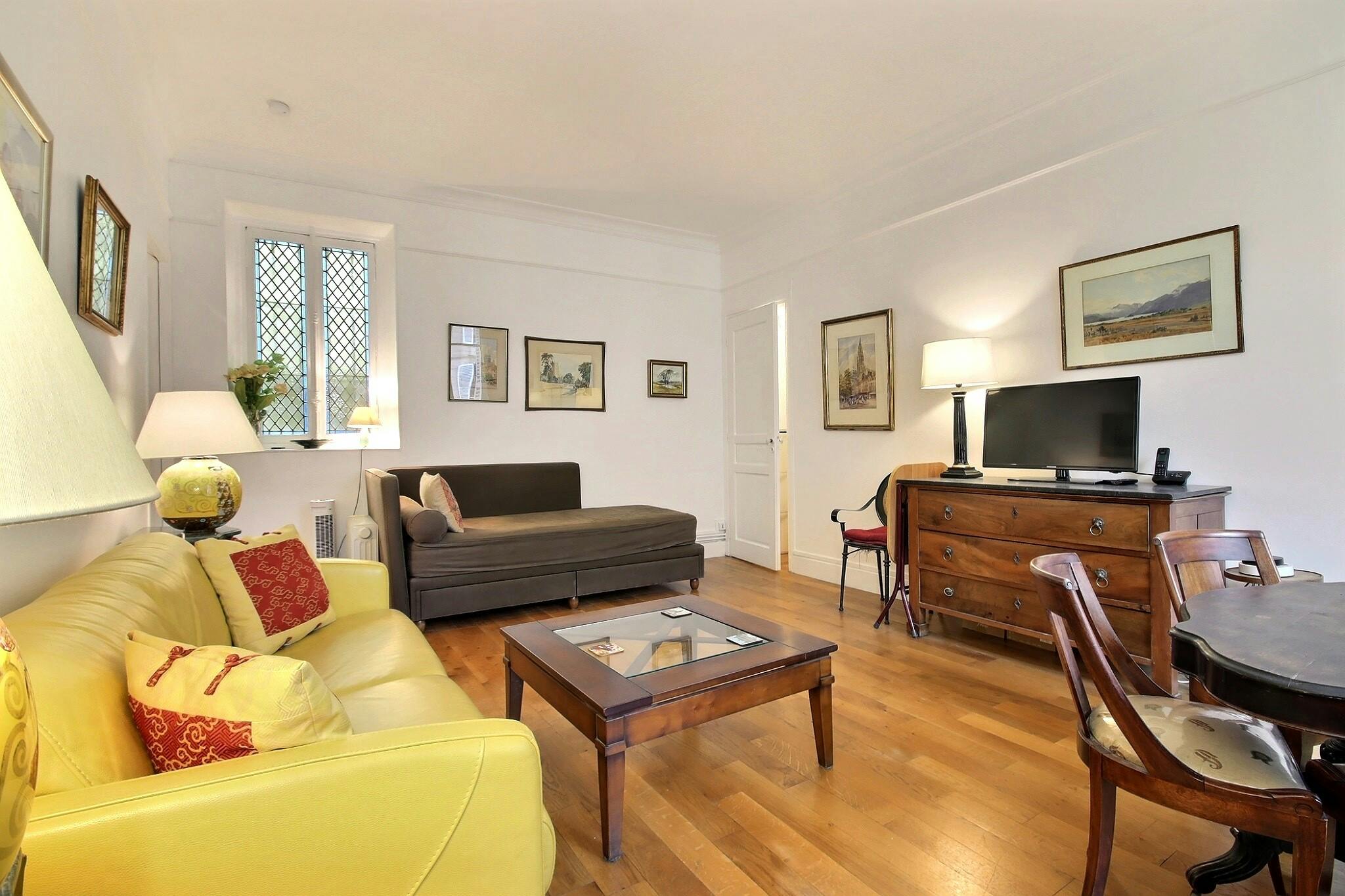 Apartment in Rue Saint-Jacques, Paris (1423629) ROOM 2