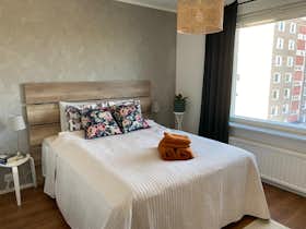公寓 正在以 €749 的月租出租，其位于 Turku, Kanslerintie