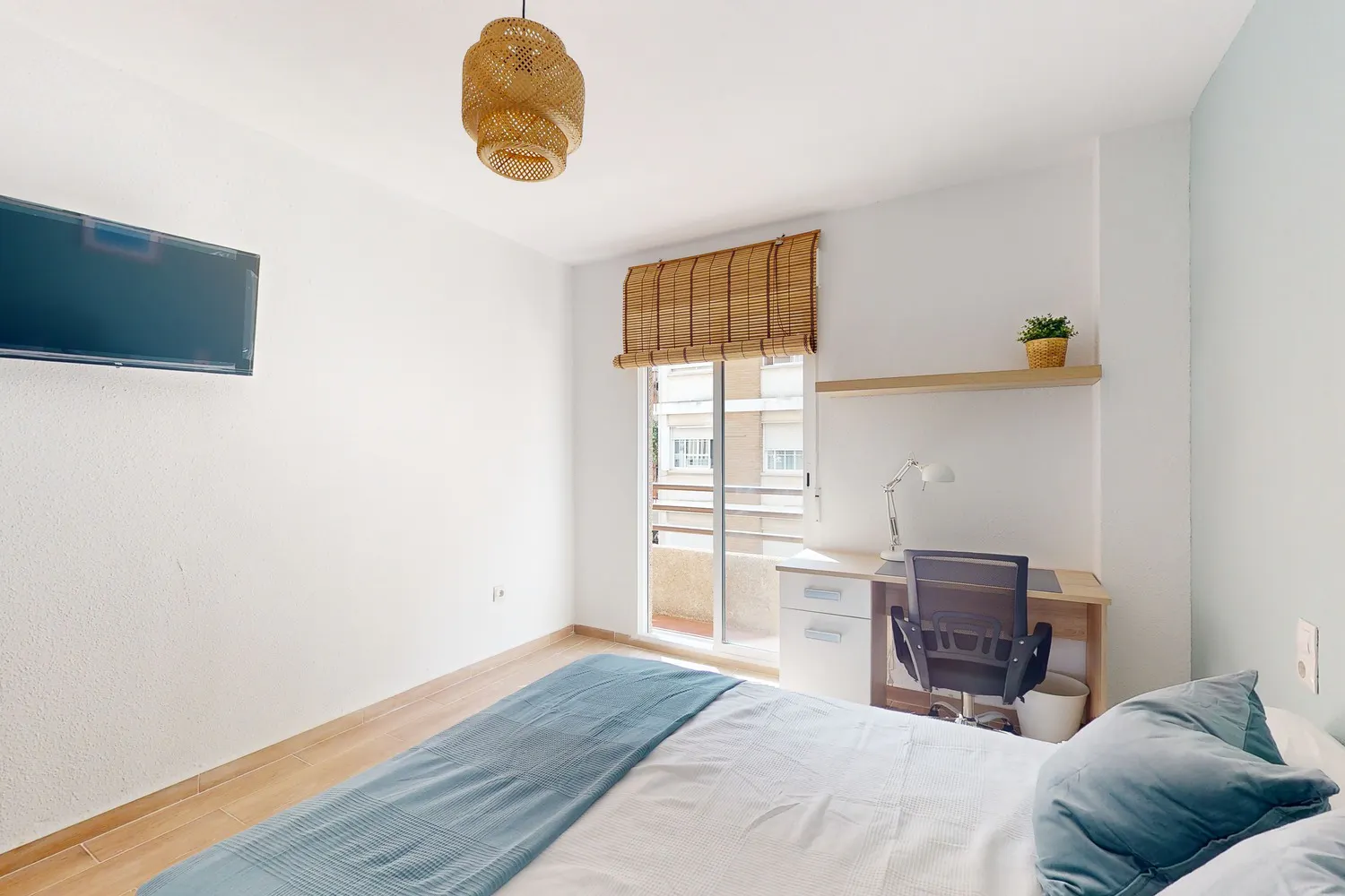 Private room in Carrer Pintor Zariñena, Valencia (1424580) ROOM 1