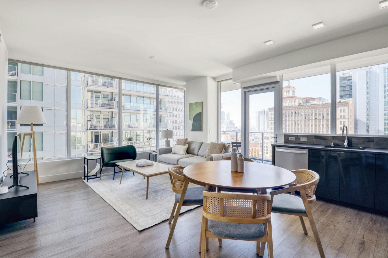 Квартира сдается в аренду за $8,057 в месяц в San Diego, Eighth Avenue