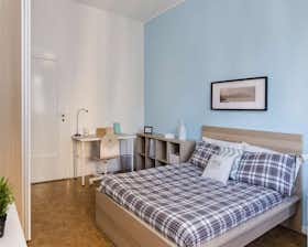 Private room for rent for €555 per month in Cesano Boscone, Via dei Mandorli