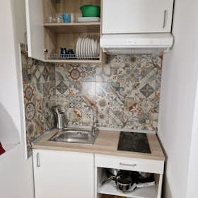 Private room for rent for €700 per month in Turin, Corso Trapani