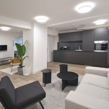 Apartment for rent for €1,101 per month in Frankfurt am Main, Ostparkstraße