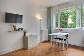 Studio para alugar por € 1.324 por mês em Paris, Rue Joanès