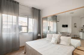 公寓 正在以 €995 的月租出租，其位于 Barcelona, Carrer de Berlín